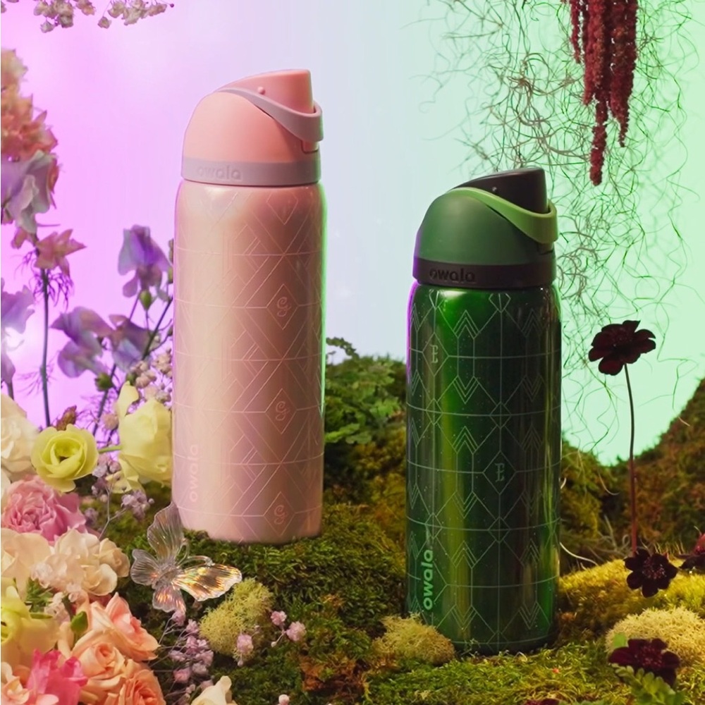 Owala Limited Edition WICKED FOR GOOD Pink Glinda & Green Elphaba 32oz FreeSip